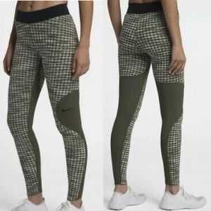 Nike Pro HyperWarm Training Tights Leggings